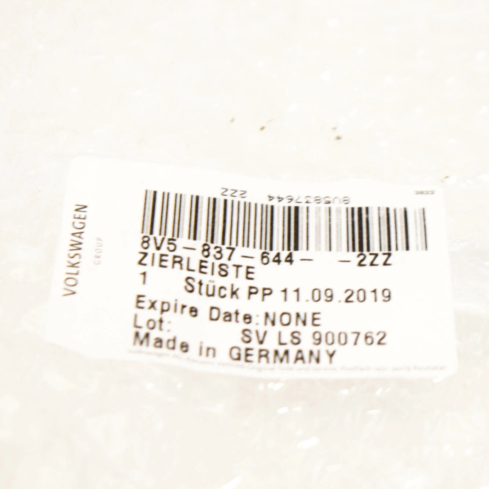 NEW AUDI A3 8V FRONT RIGHT CHROME DOOR REVEAL MOULDING 8V58376442ZZ