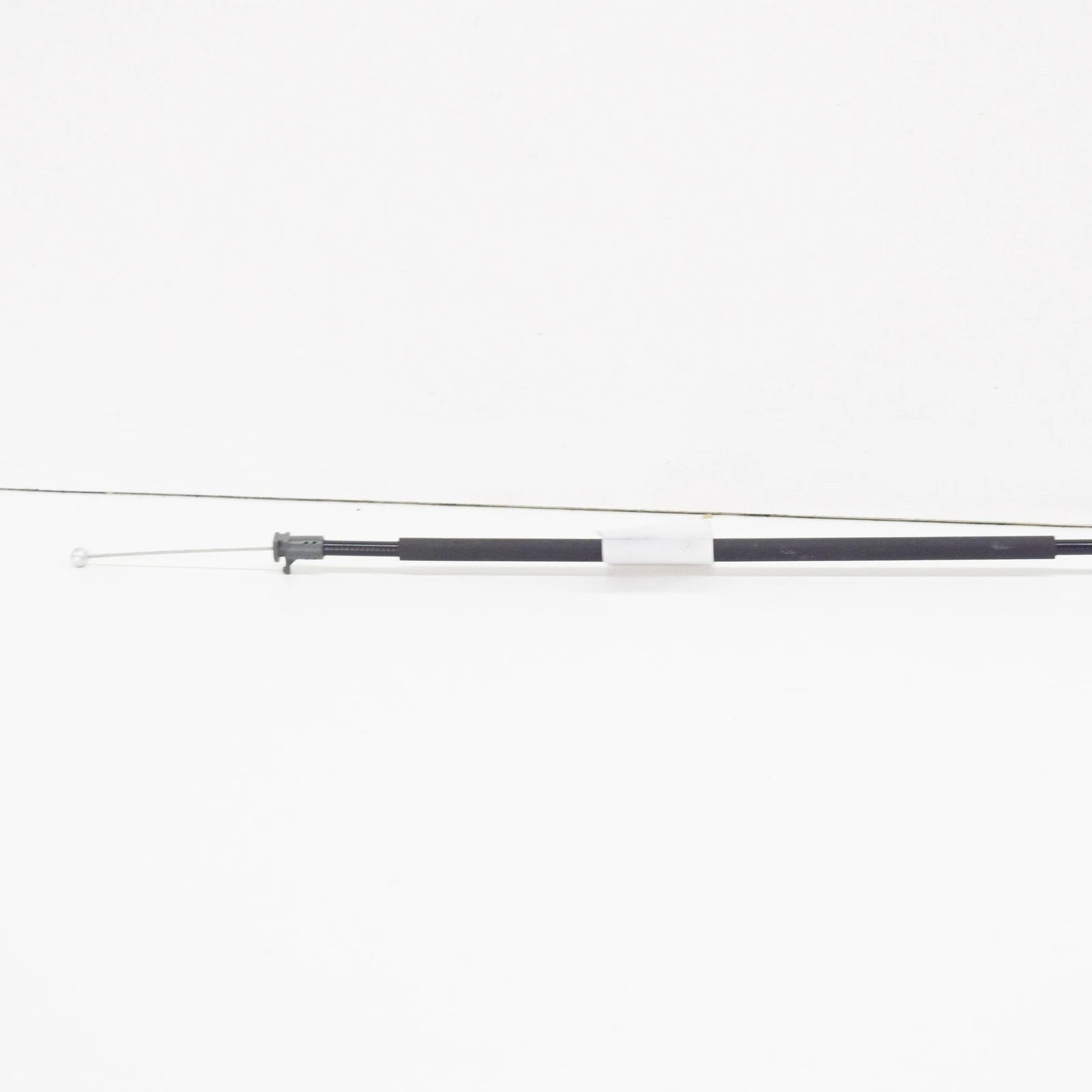 NEW AUDI TT FV MK3 FRONT BONNET CENTER BOWDEN CABLE 8S0823531C ORIGINAL