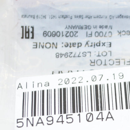 NEW VOLKSWAGEN TIGUAN AD REAR RIGHT BUMPER REFLECTOR 5NA945104A