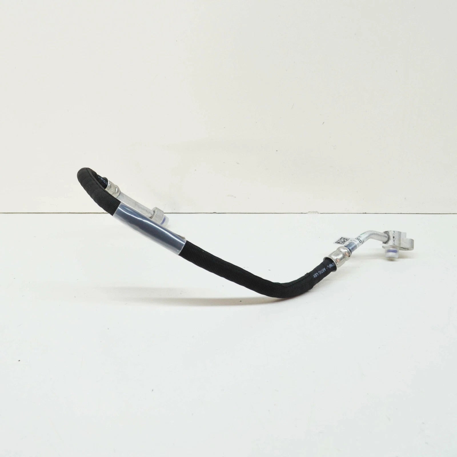 NEW AUDI A4 AVANT B9 A/C AIR CONDITIONING REFRIGERANT PIPE 8W0816721BF ORIGINAL