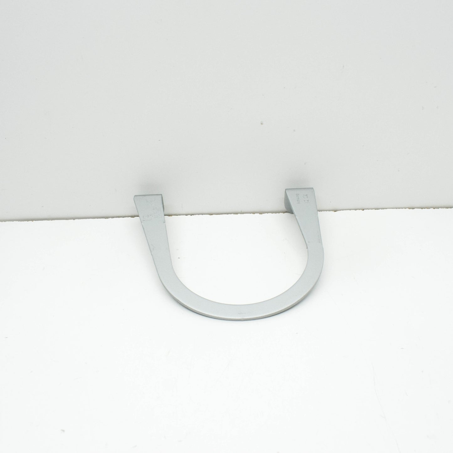 NEW VOLKSWAGEN TRANSPORTER T5 CARDAN SHAFT BRACKET 7E3521521 ORIGINAL