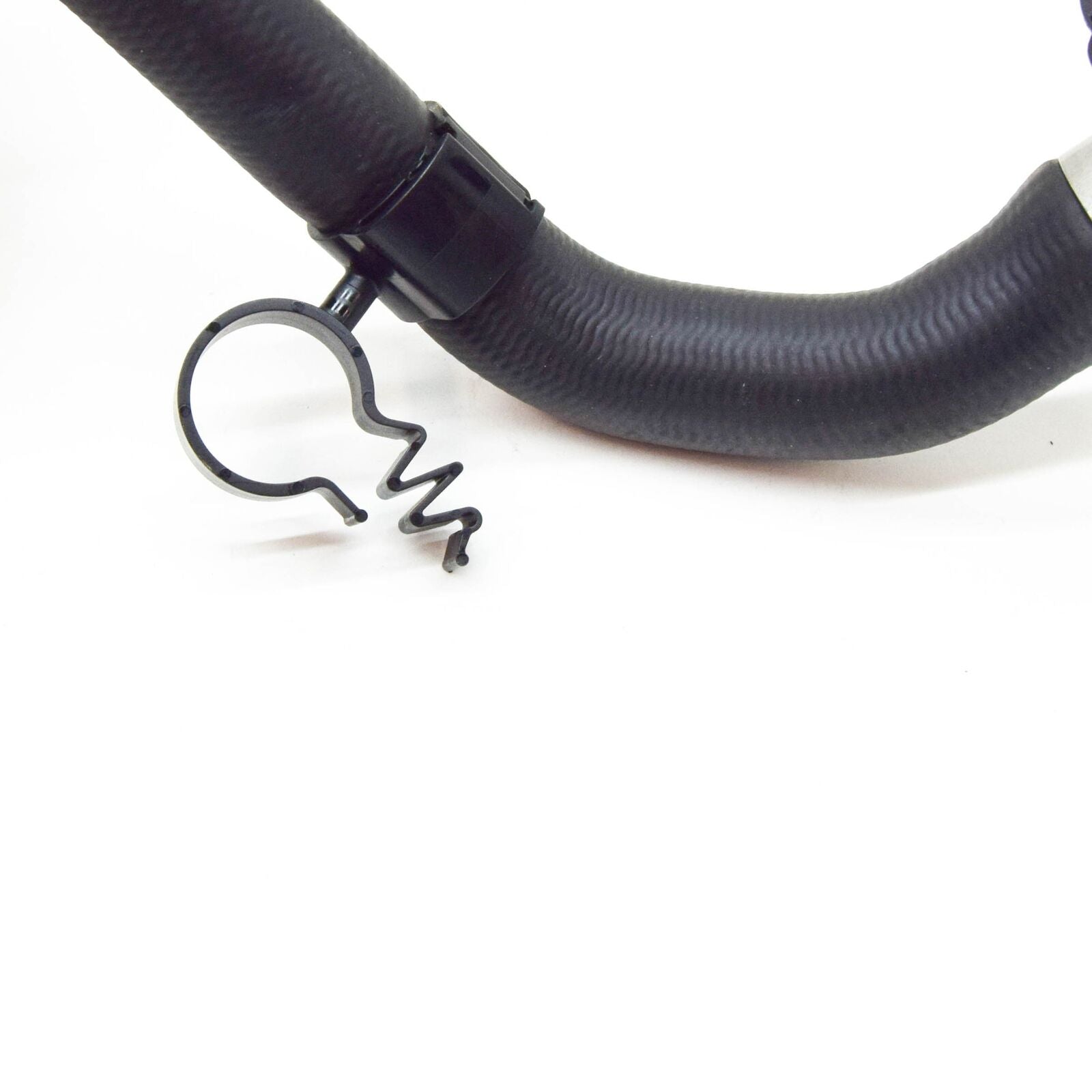 NEW MERCEDES-BENZ S W223 RIGHT SIDE WATER RADIATOR HOSE A2235007400 ORIGINAL