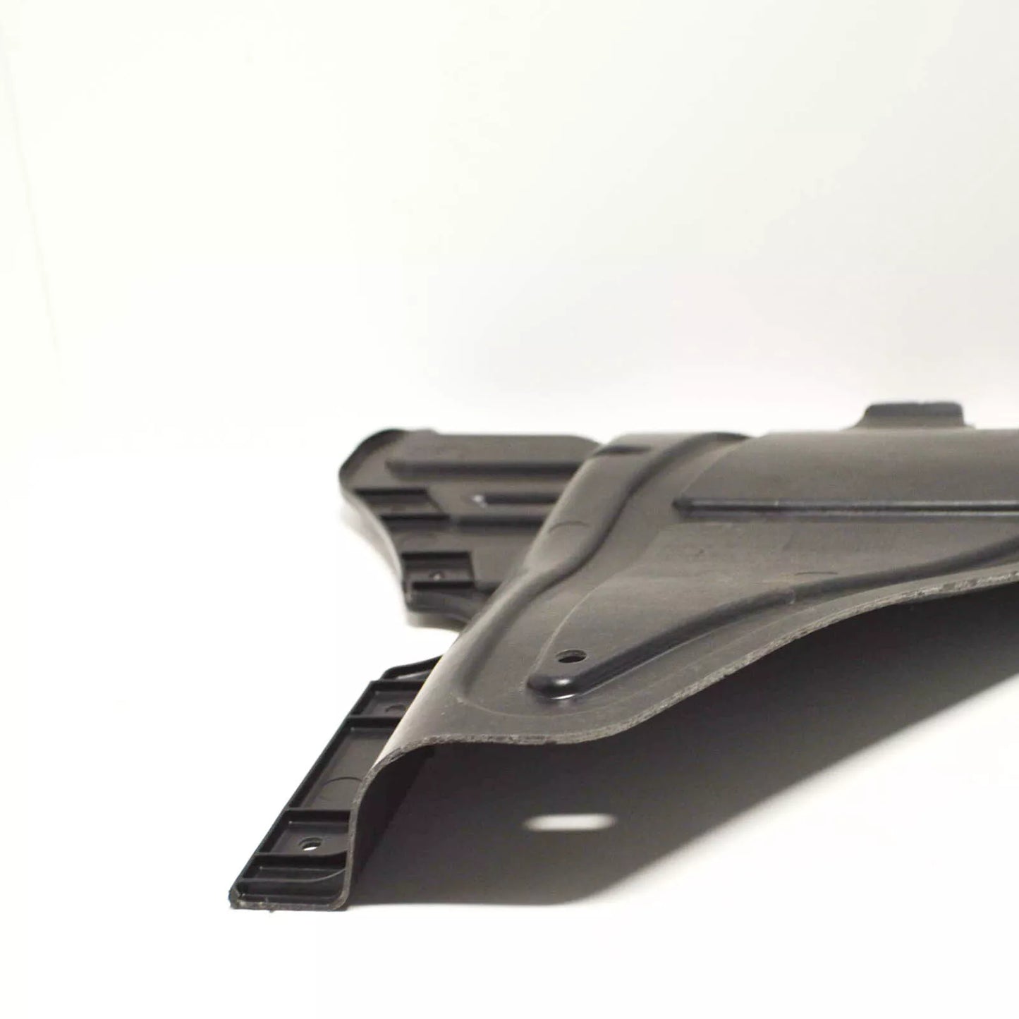 NEW VW GOLF MK7 FRONT CENTER ENGINE UNDERTRAY BELLY PAN 3Q0825235A