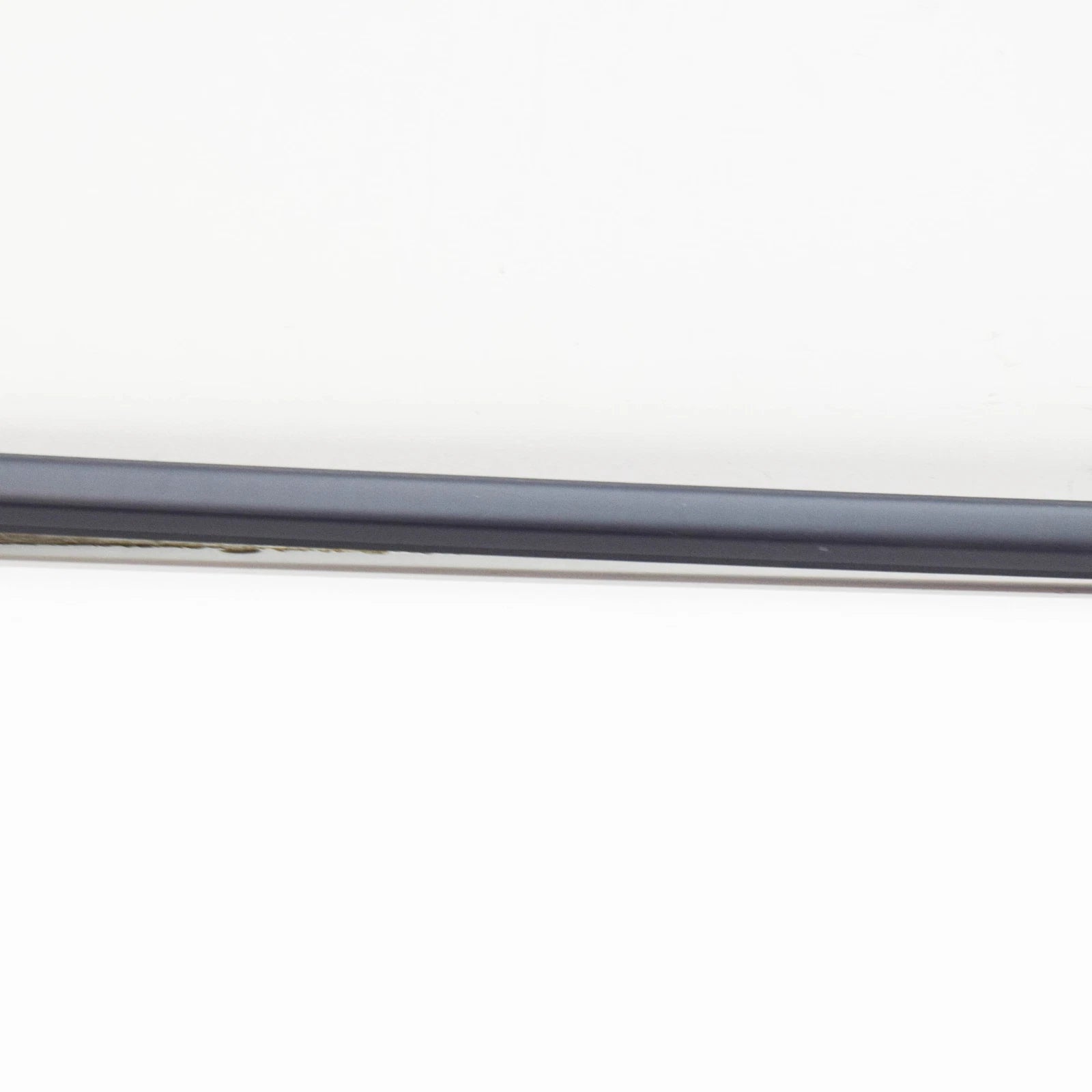 NEW BMW X1 F48 FRONT RIGHT DOOR WINDOW MOLDING 51337349642 ORIGINAL