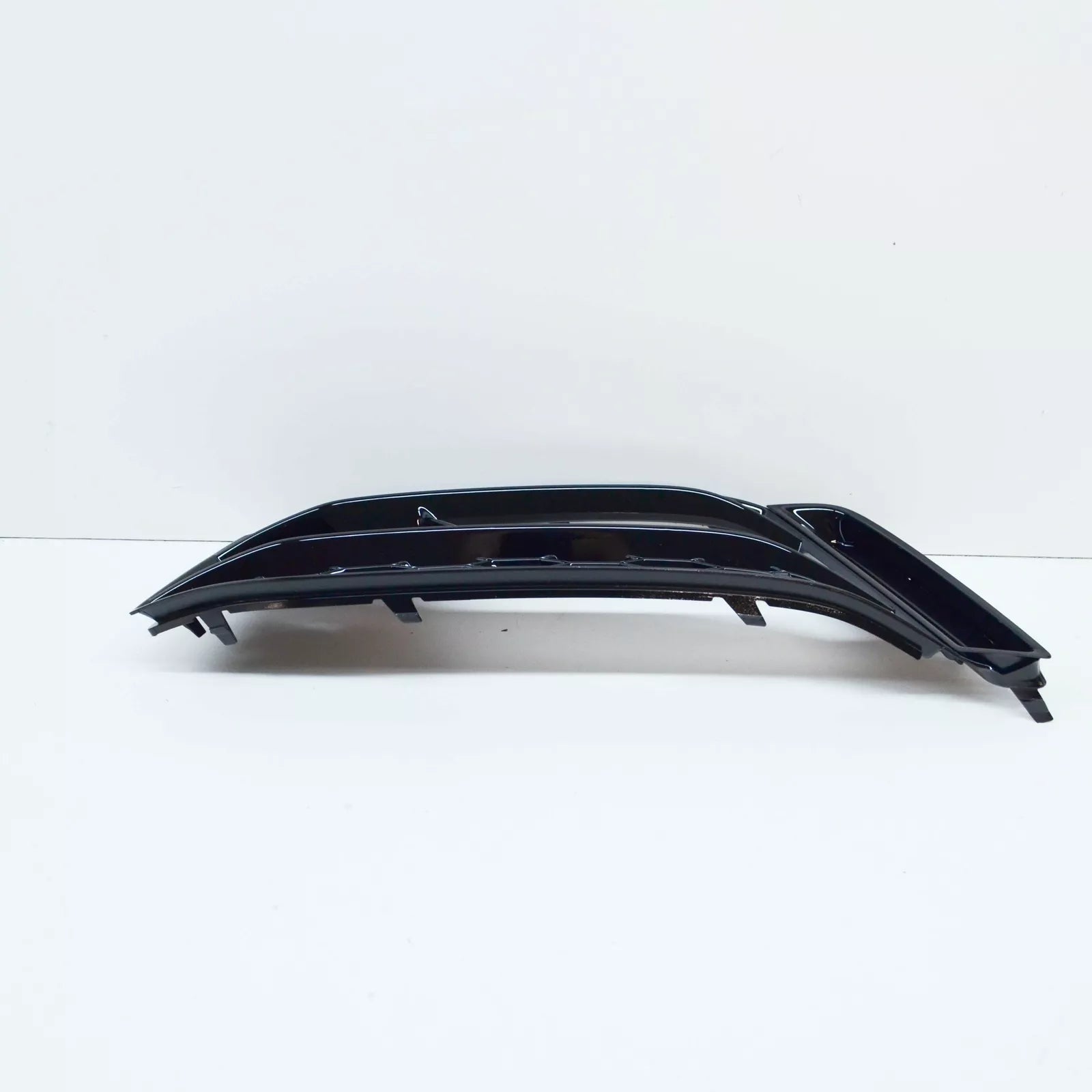 NEW AUDI A1 MK1 FRONT BUMPER LEFT AIR GUIDE GRILLE 8XA807647A5FQ