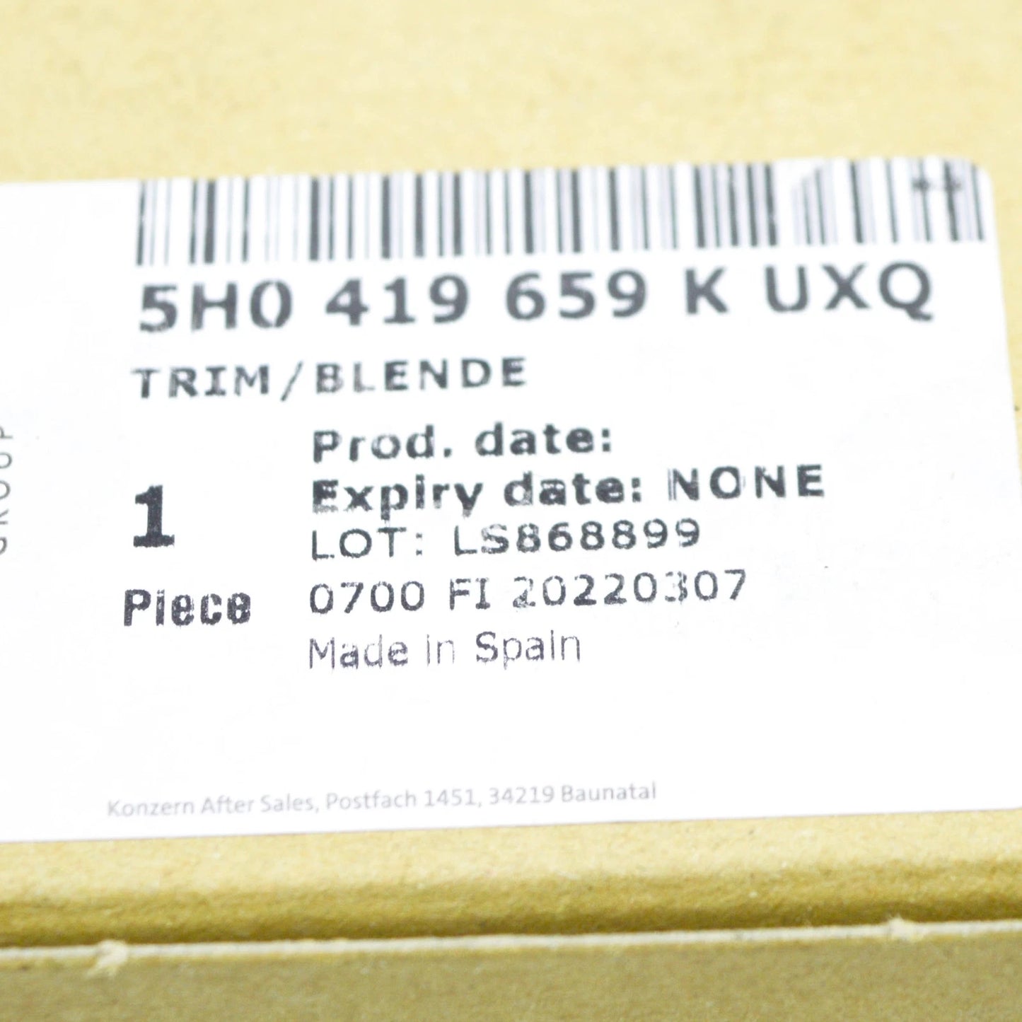 NEW VOLKSWAGEN ARTEON 3H7 R STEERING LOWER TRIM 5H0419659KUXQ