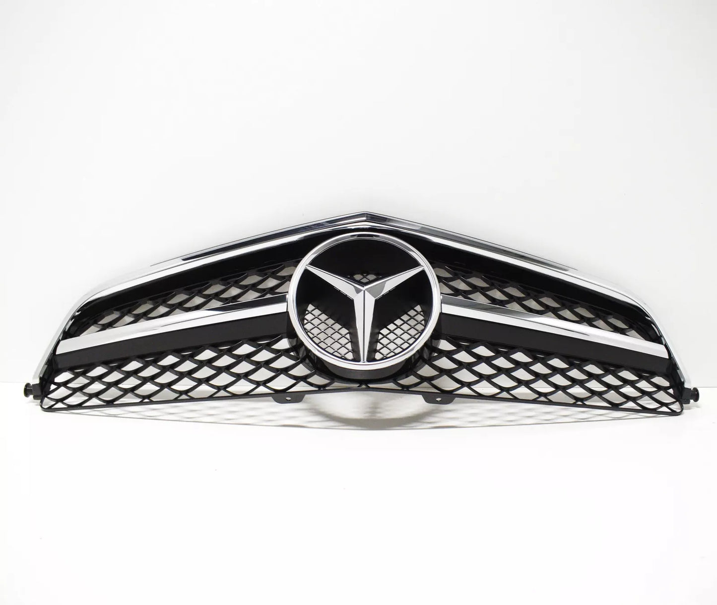 NEW MERCEDES-BENZ C W204 RADIATOR GRILLE A2048802483 ORIGINAL