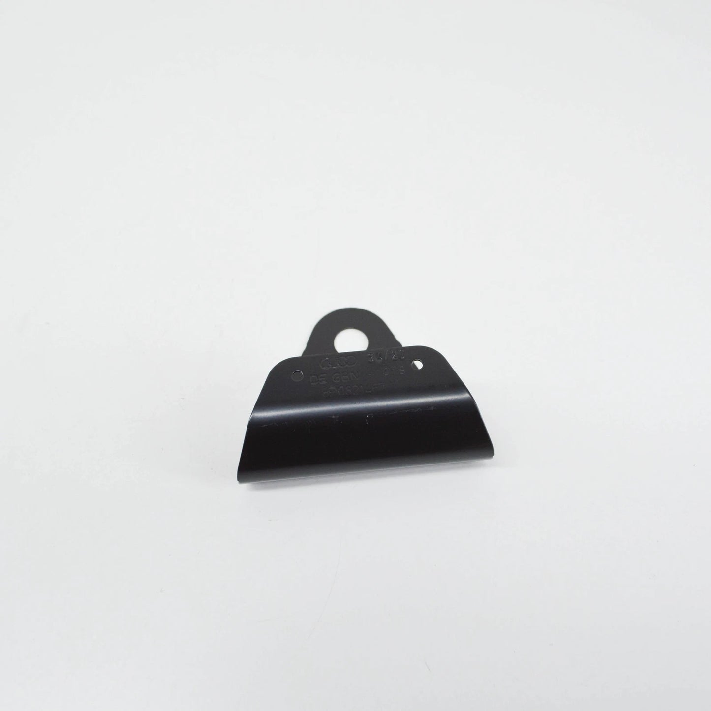 NEW AUDI A3 8PA SPORTBACK FRONT FENDER CENTER BRACKET 8P0821467 ORIGINAL