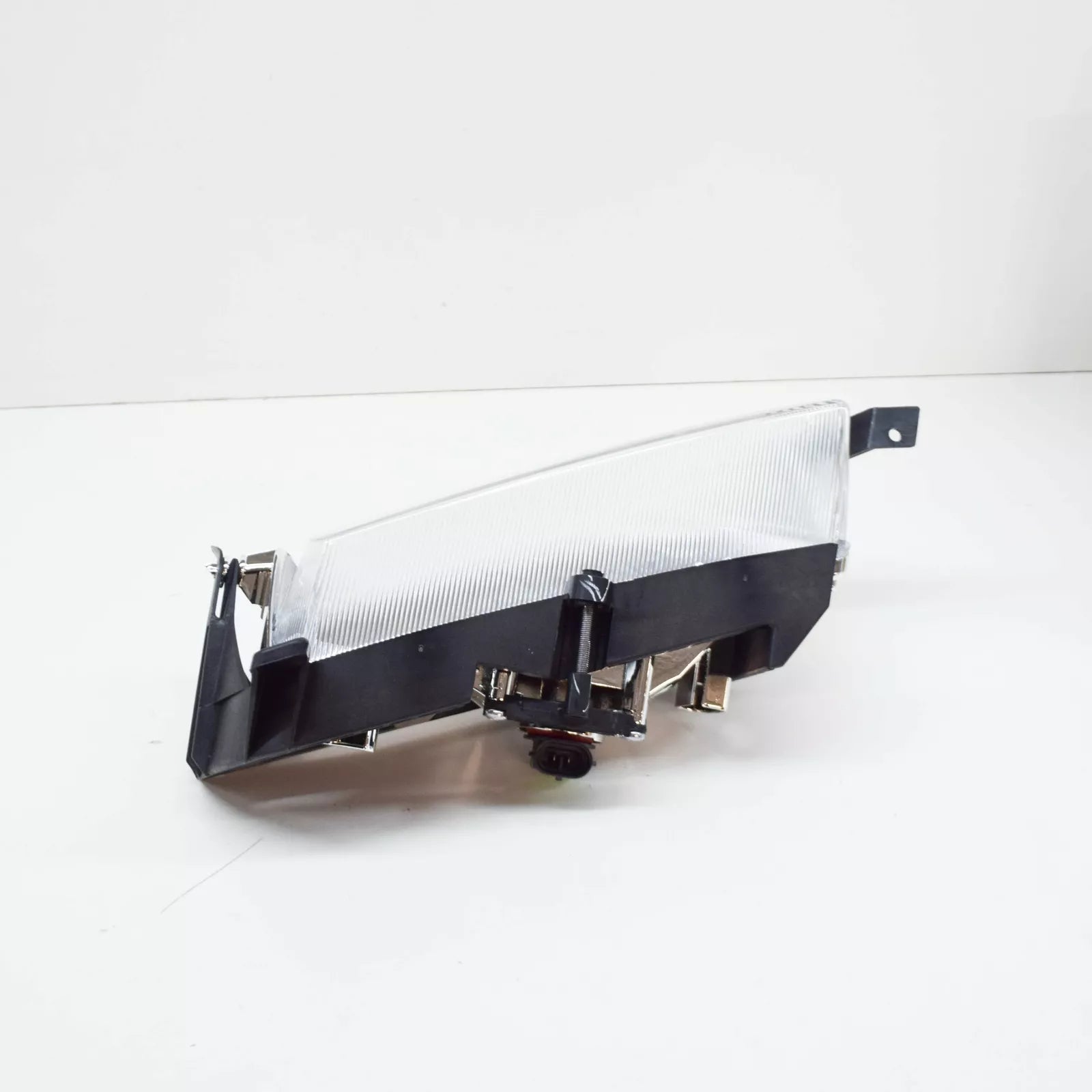 NEW BMW Z4 ROADSTER E85 FRONT RIGHT FOG LIGHT 63177162740 7162740 ORIGINAL