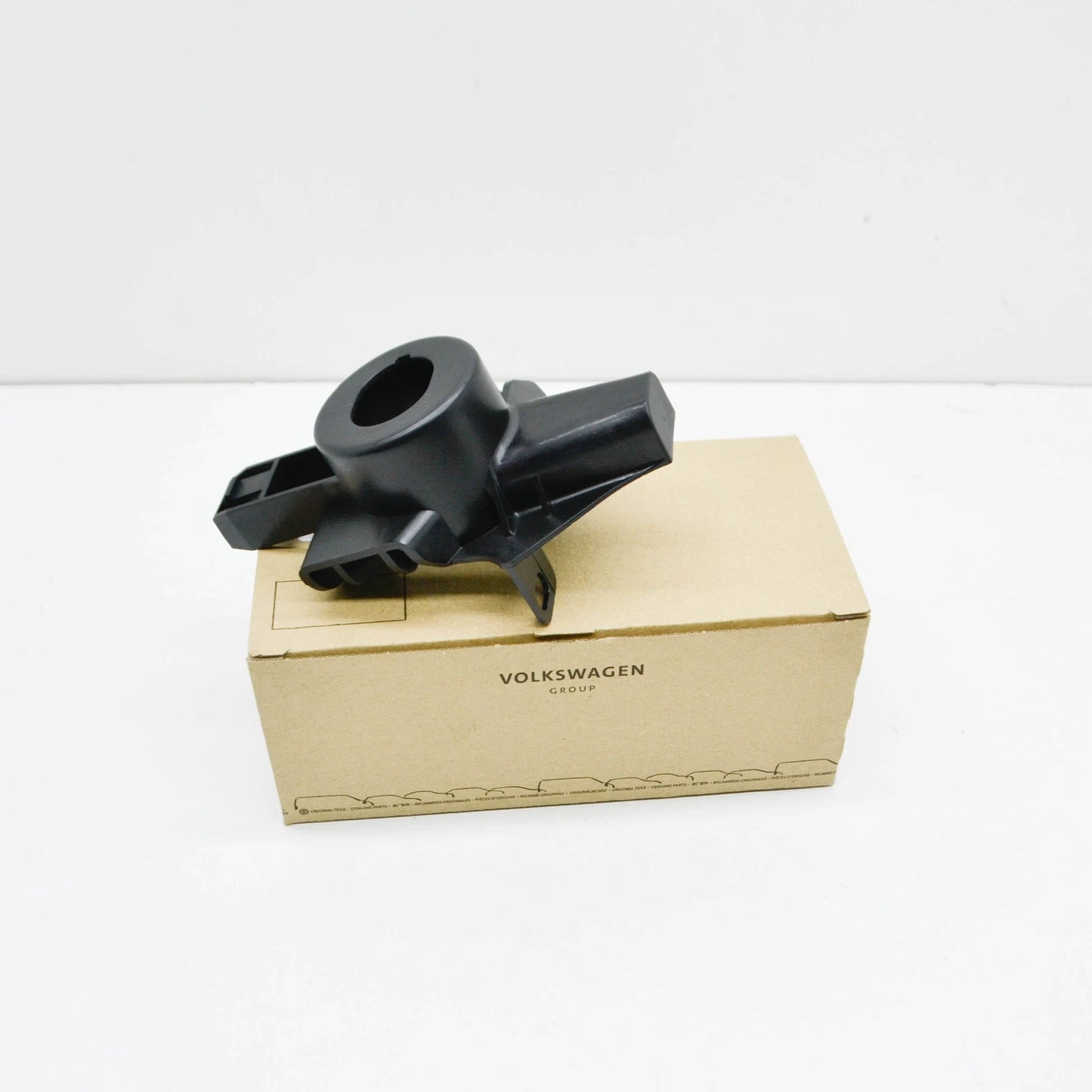 NEW AUDI Q5 FY RADIATOR LOCK CARRIER RIGHT SUPPORT 80A805202B ORIGINAL