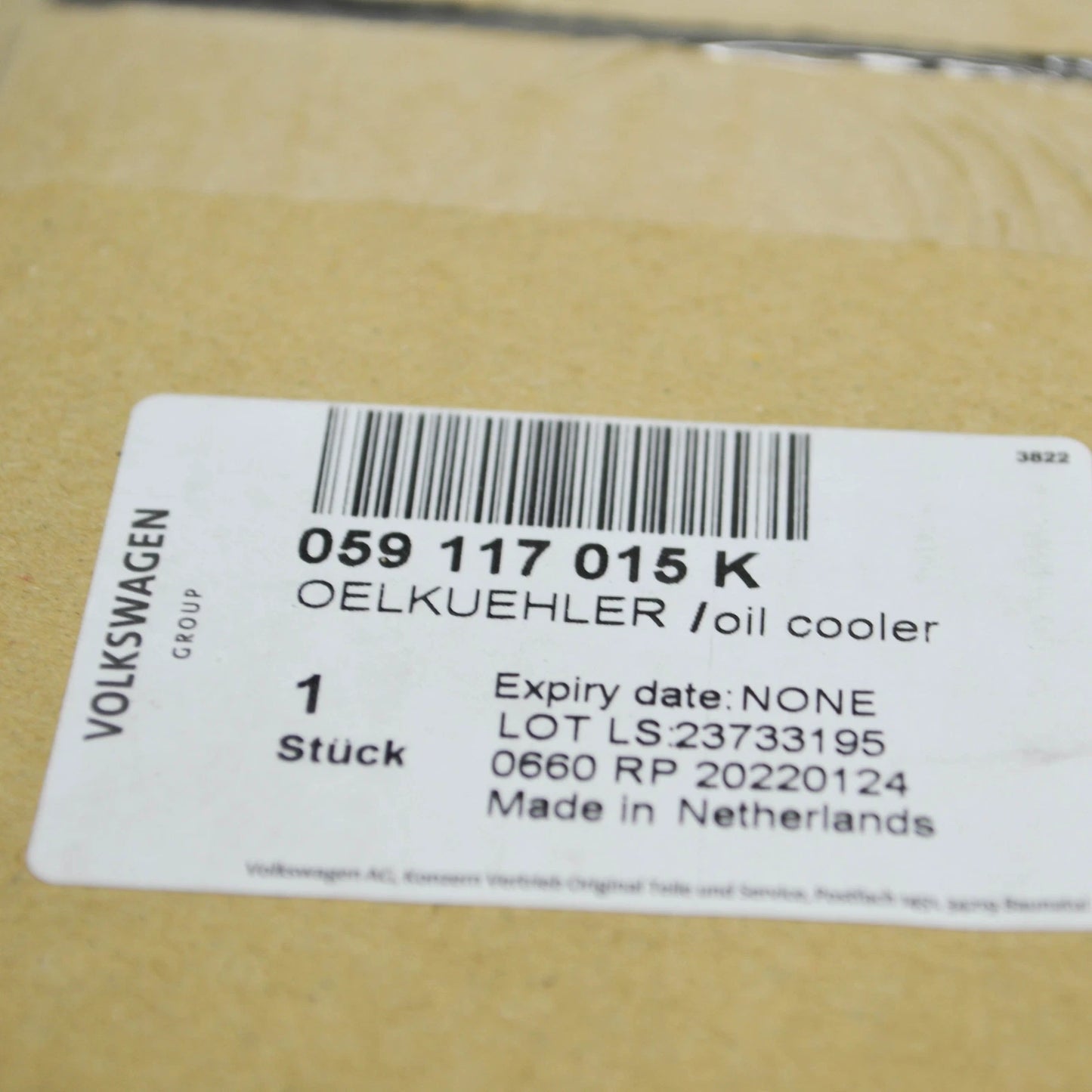 NEW AUDI A6 C8 ENGINE OIL COOLER 059117015K ORIGINAL OEM