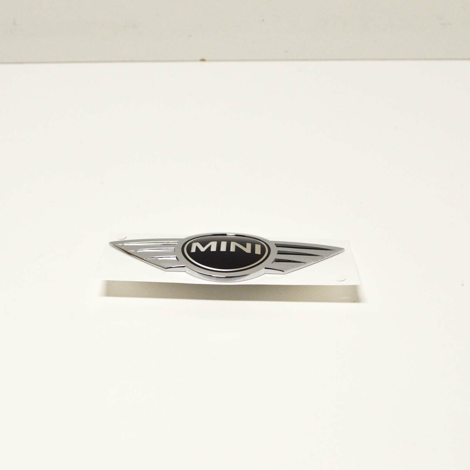 new mini cooper r53 trunk lid chrome badge emblem 51147026186 7026186 original