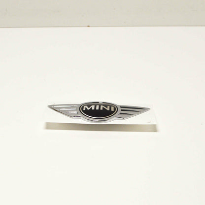 new mini cooper r53 trunk lid chrome badge emblem 51147026186 7026186 original