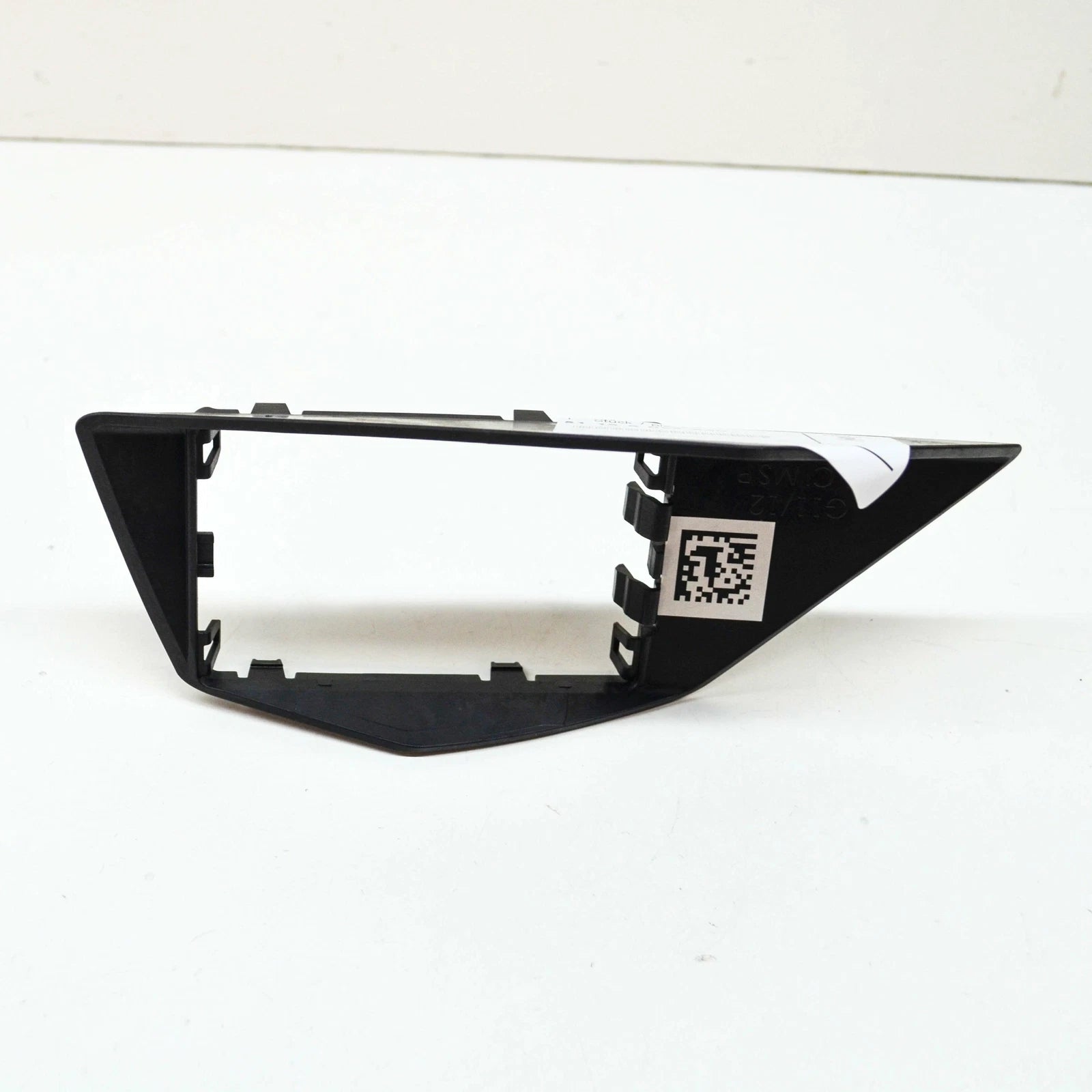 NEW BMW 7 G11 M REAR BUMPER LEFT ABSORBER FUNNEL 51128095840 ORIGINAL