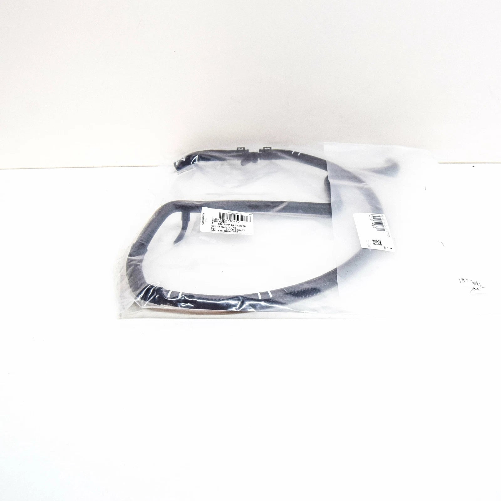 NEW AUDI Q7 4L COOLANT PIPE HOSE 7L6122447BD 2015