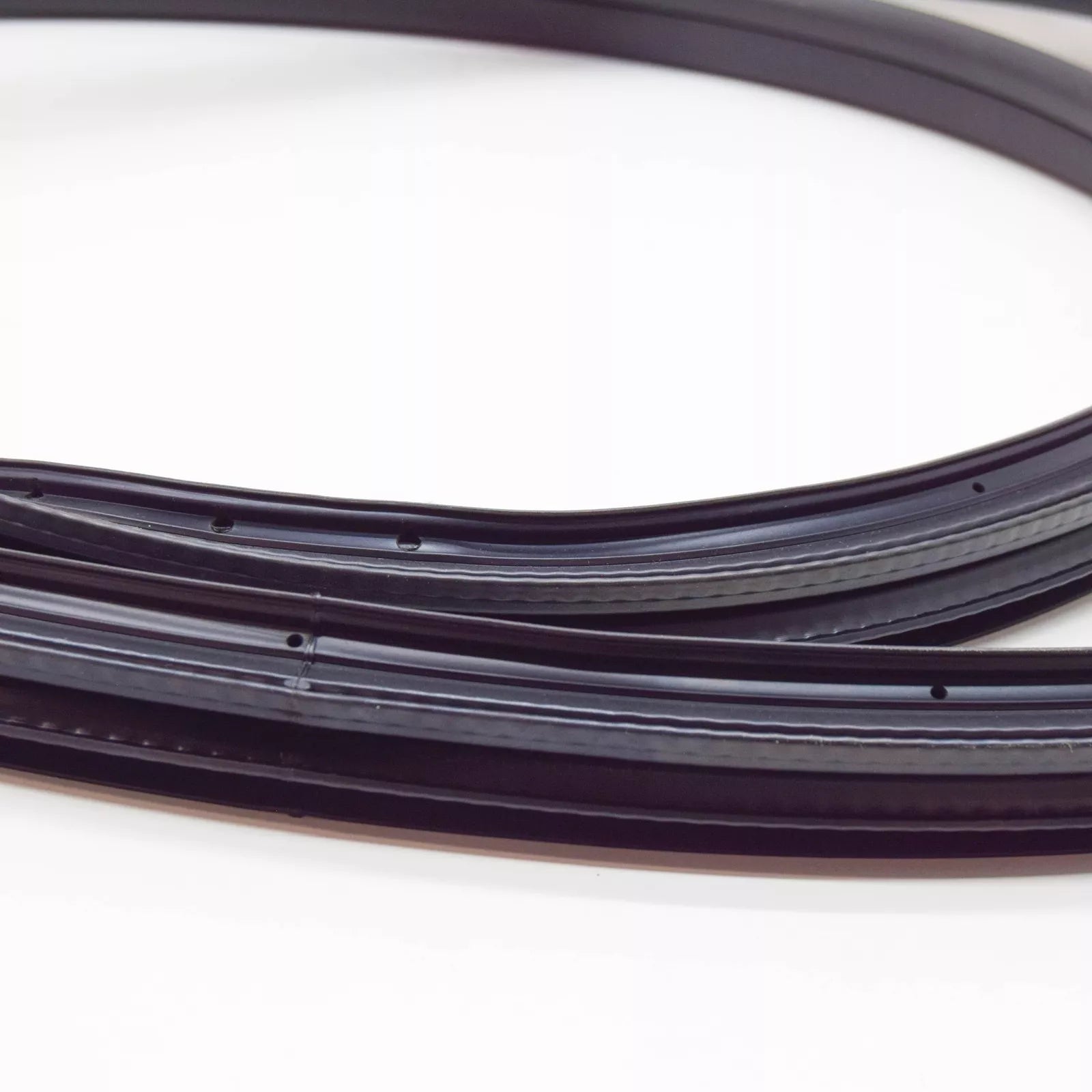 NEW MERCEDES-BENZ CLA COUPE C117 FRONT DOOR SEAL A1176920076 ORIGINAL