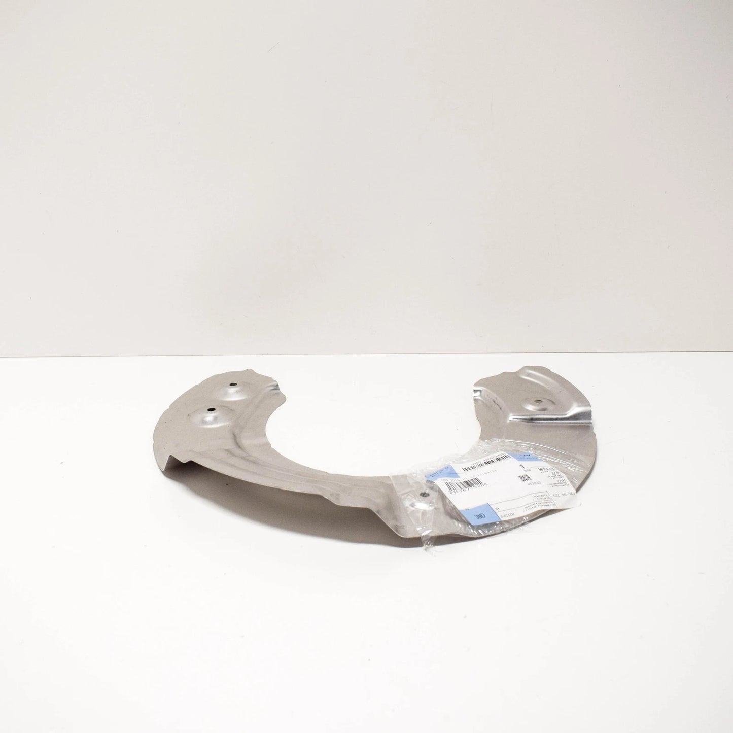 NEW BMW 5 F10 FRONT RIGHT BRAKE DISC PROTECTION PLATE 34116775266 ORIGINAL