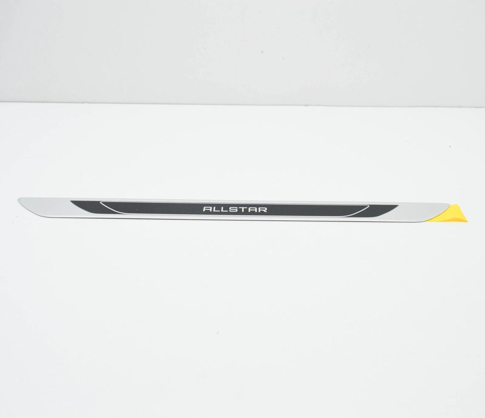 NEW VOLKSWAGEN GOLF MK7 5G FRONT SILL STRIP TRIM 5G4853537GTW7