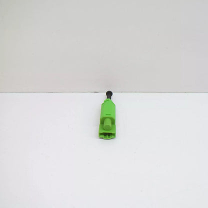 NEW VOLKSWAGEN TOUAREG 7L CLUTCH PEDAL SWITCH 1H0927189E