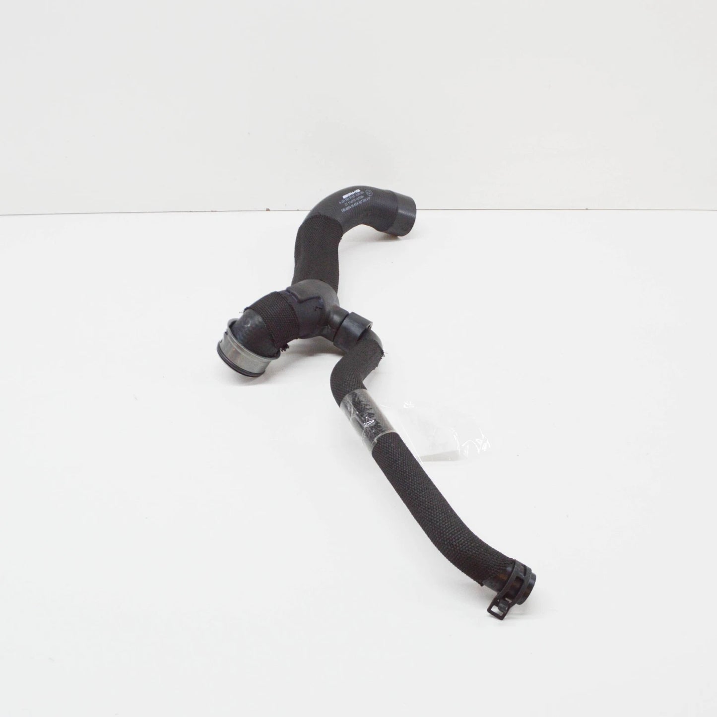 NEW MERCEDES-BENZ S W221 AMG TOP WATER HOSE A2215019182 ORIGINAL