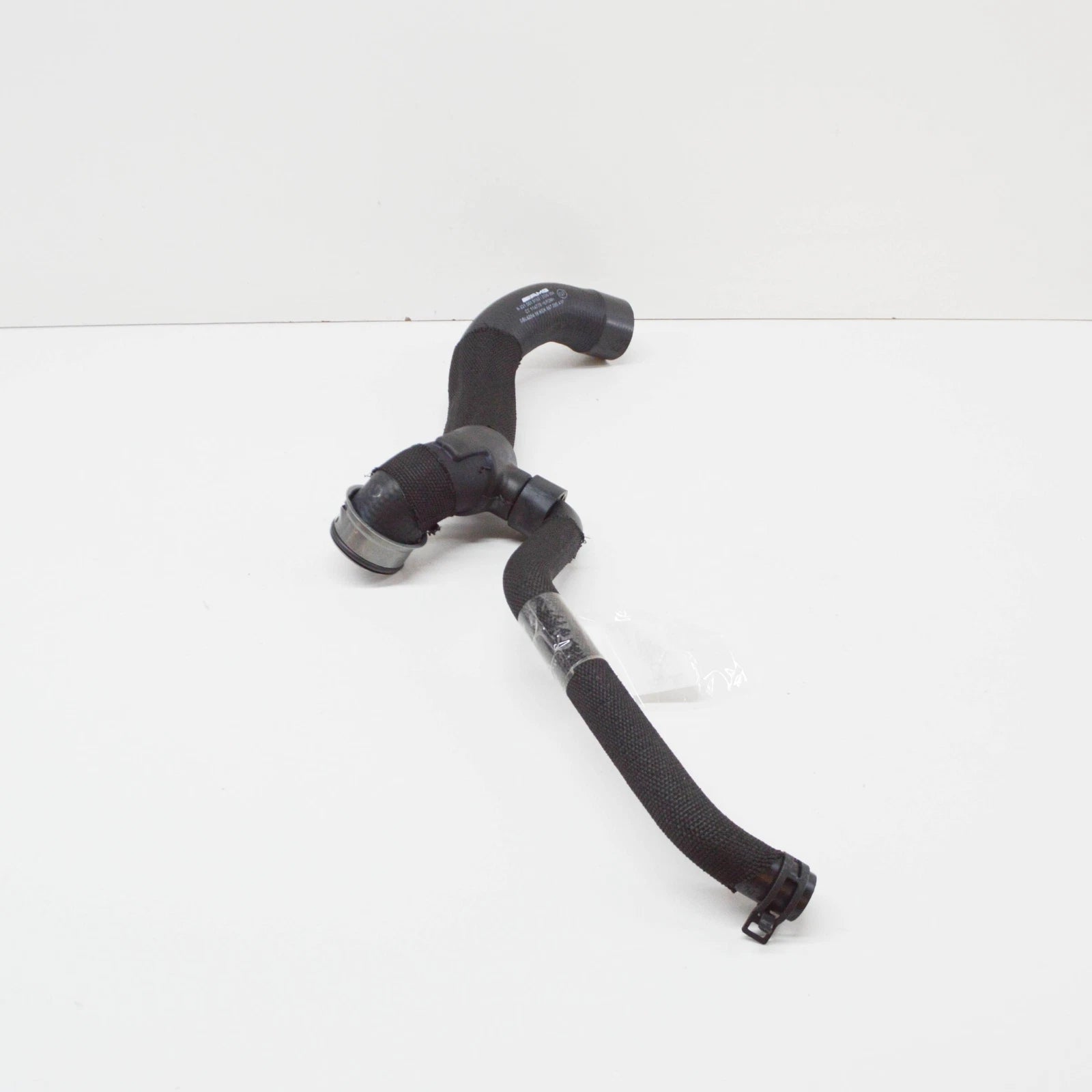 NEW MERCEDES-BENZ S W221 AMG TOP WATER HOSE A2215019182 ORIGINAL