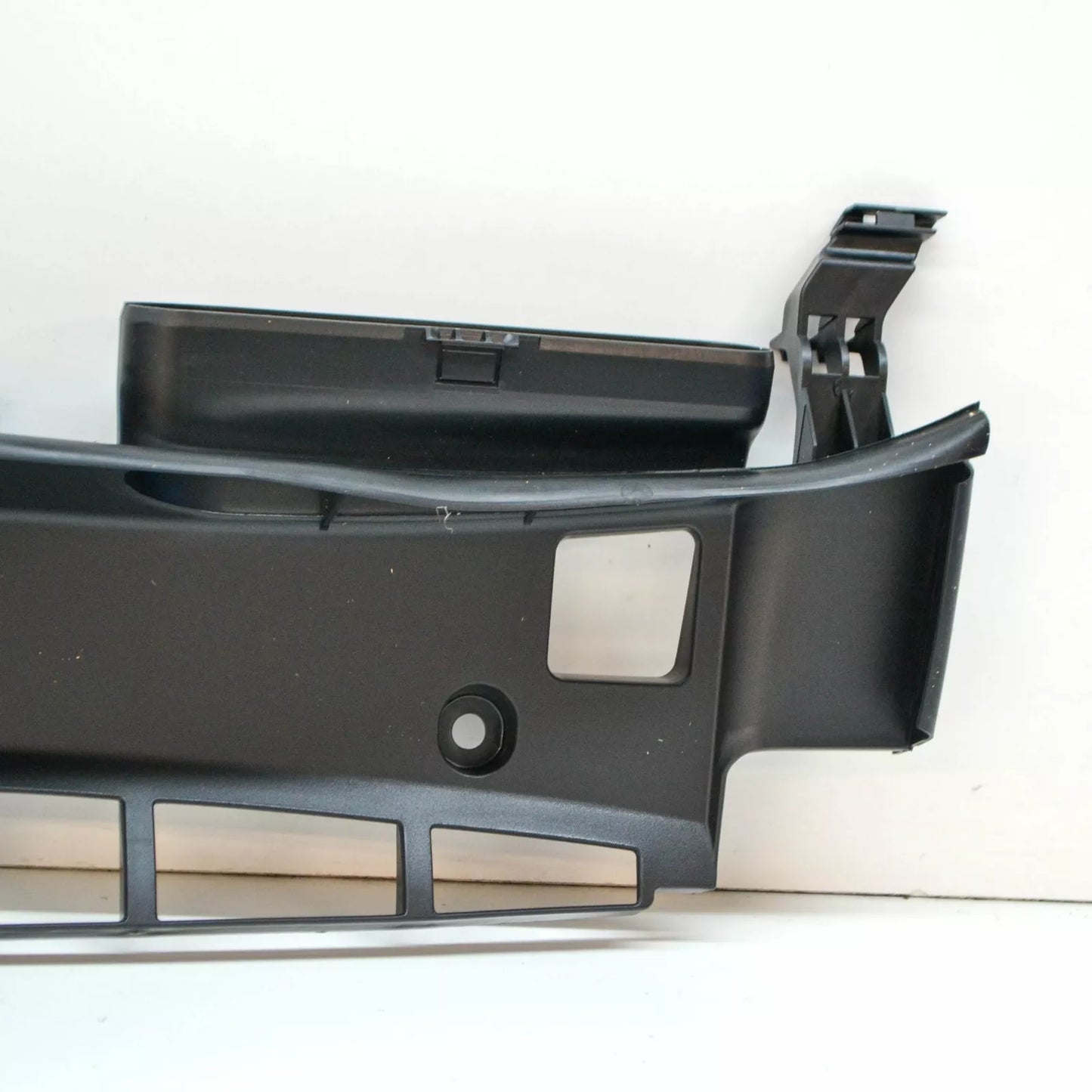 NEW MERCEDES-BENZ E W212 FRONT SLAM PANEL TOP COVER A2125000855 ORIGINAL