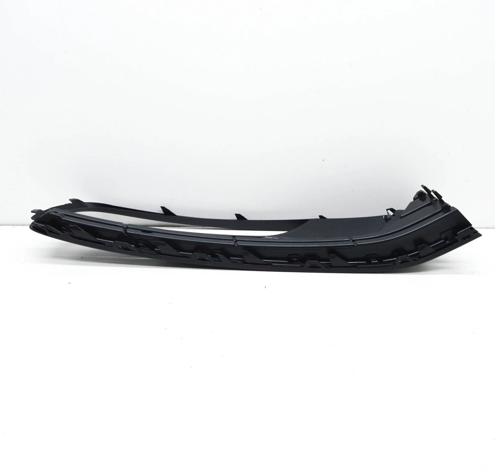 NEW VW PASSAT B7 36 FRONT LEFT BUMPER VENTILATION GRILLE 3AA8546619B9