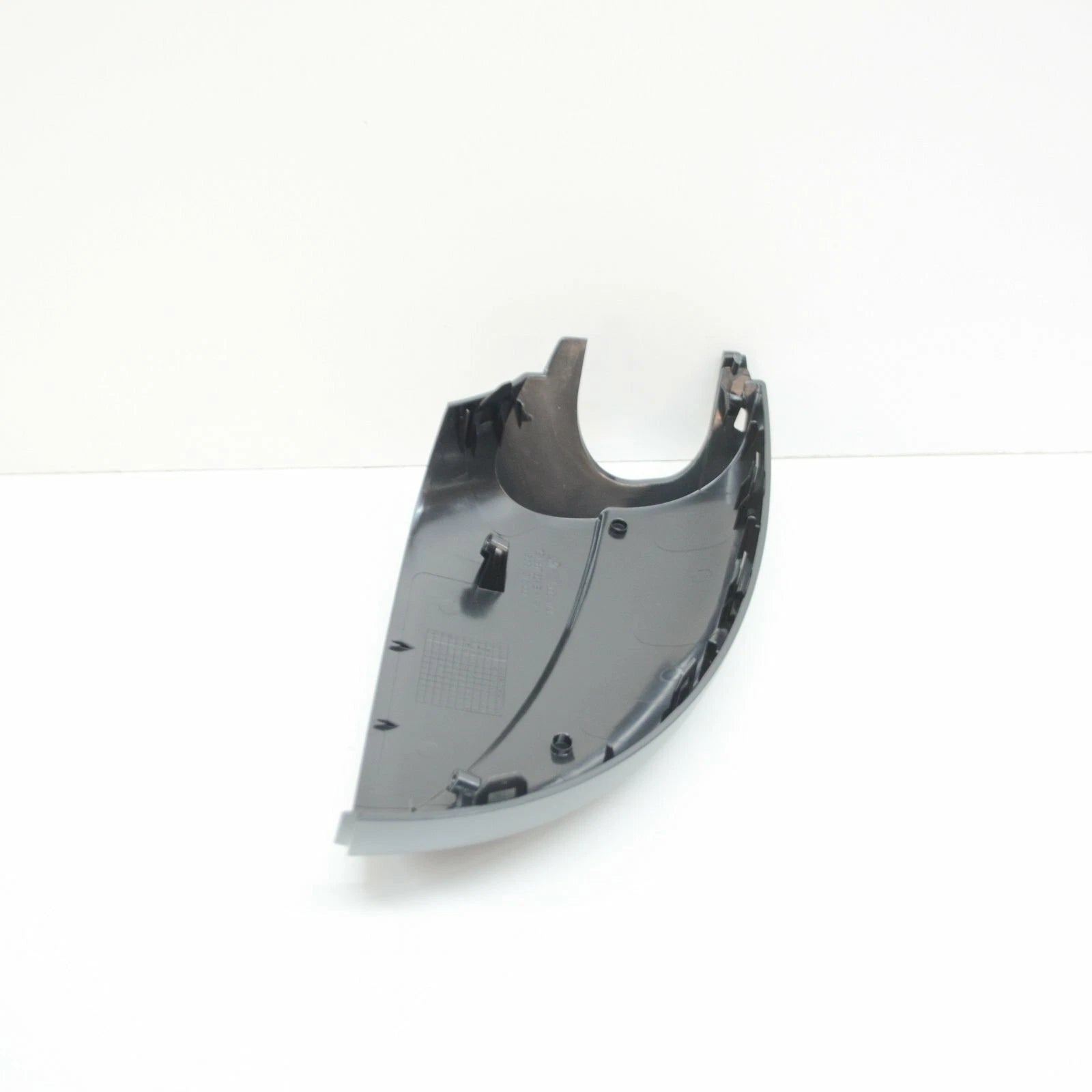 NEW VW AMAROK FRONT RIGHT DOOR MIRROR LOWER COVER CAP 7E1857604B9B9 ORIGINAL