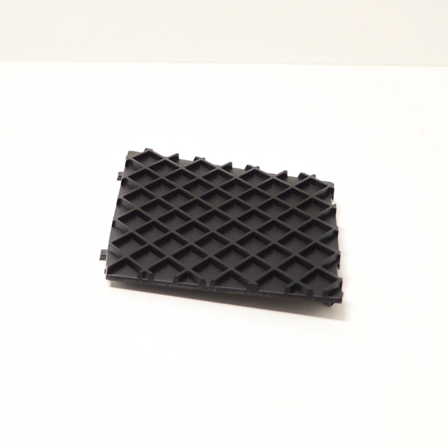 NEW BMW 5 E60 FRONT M SPORT BUMPER LOWER GRILLE 51117897186 2007 ORIGINAL