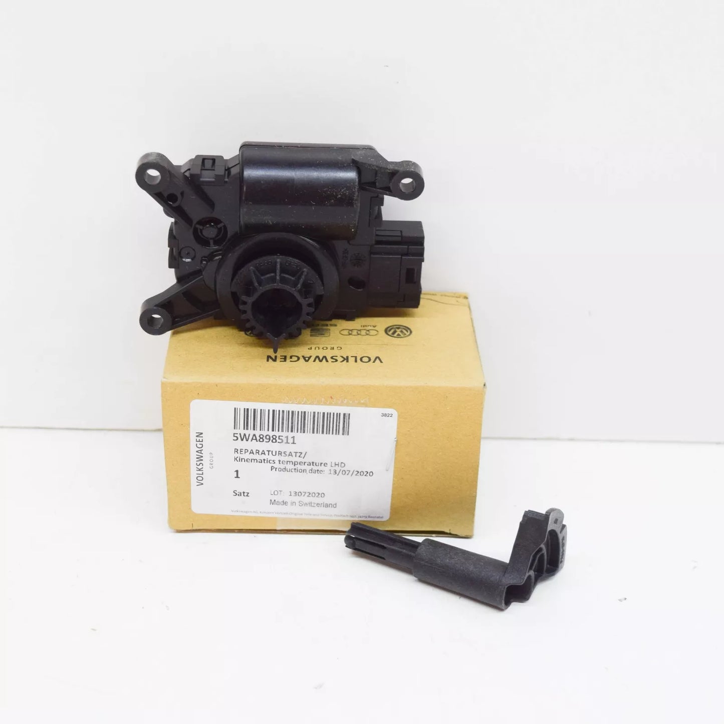 NEW AUDI A3 8PA LEFT HEATER FLAPER MOTOR ACTUATOR 5WA898511 ORIGINAL