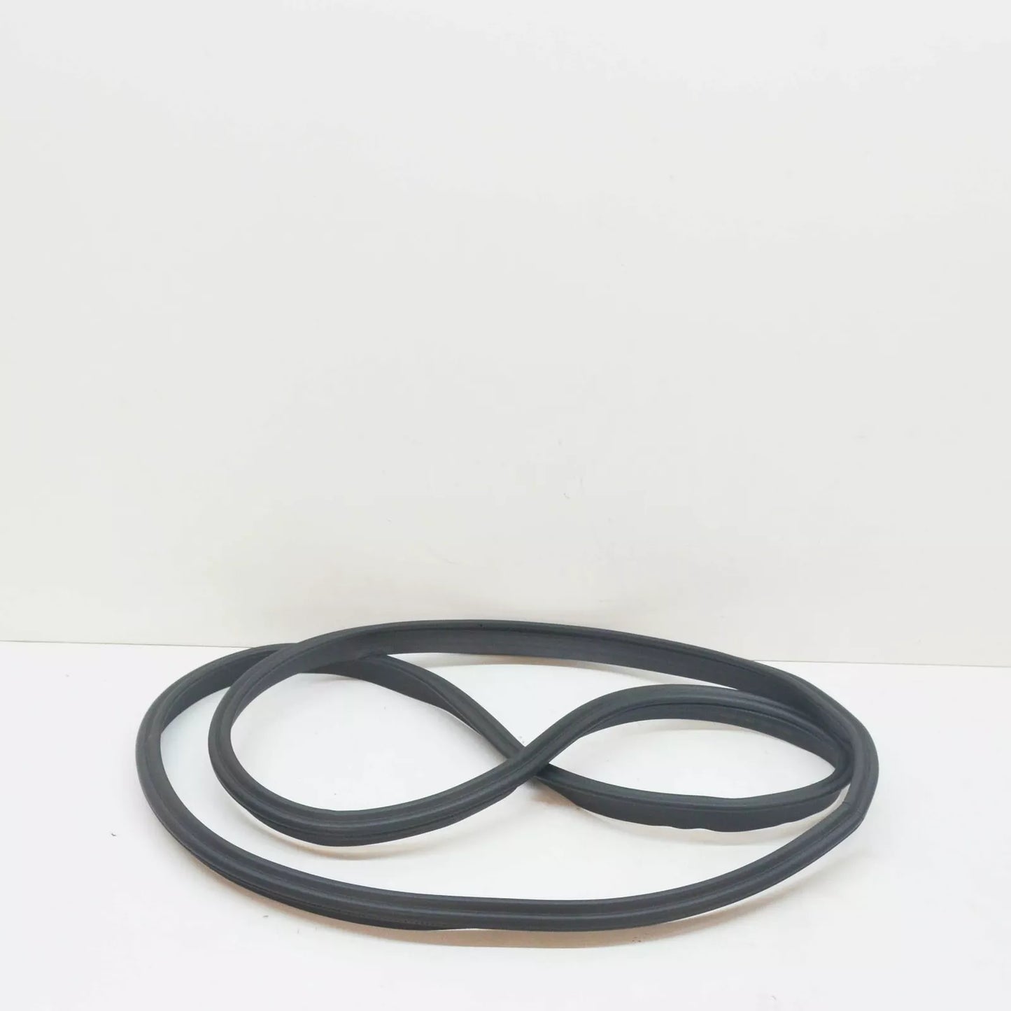 NEW AUDI A4 AVANT B8 REAR LID FLAP SEAL 8K9827705F