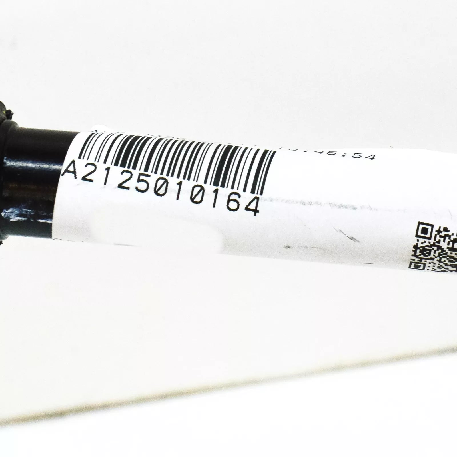 NEW MERCEDES-BENZ CLS C218 COOLANT HOSE A2125010164 ORIGINAL