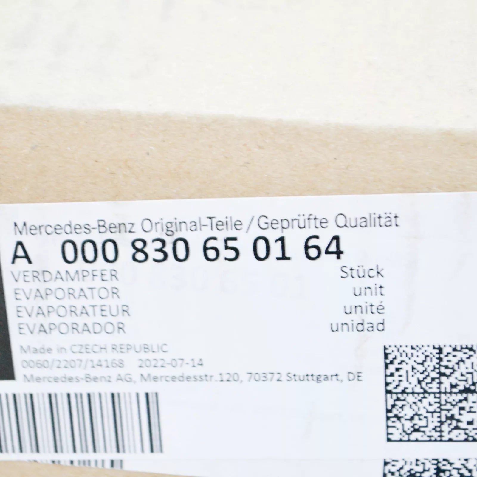 NEW MERCEDES-BENZ VITO W447 A/C EVAPORATOR A0008306501