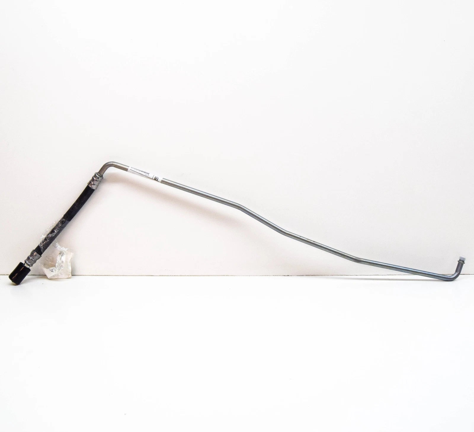 NEW BMW 5 E39 OIL COOLER HOSE PIPE OUTLET 17222248054 2248054 ORIGINAL