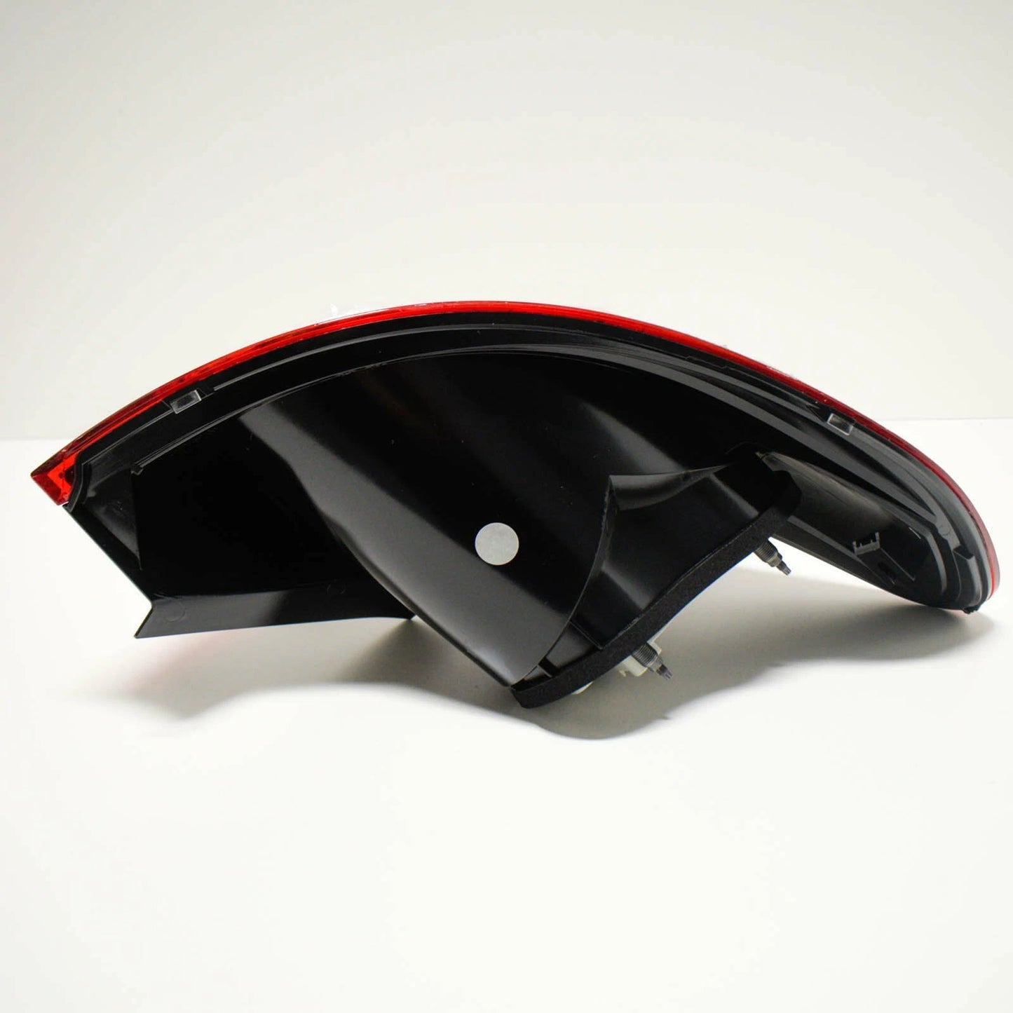 NEW VOLKSWAGEN PASSAT CC REAR RIGHT OUTER TAIL LIGHT LAMP 3C8945208S ORIGINAL