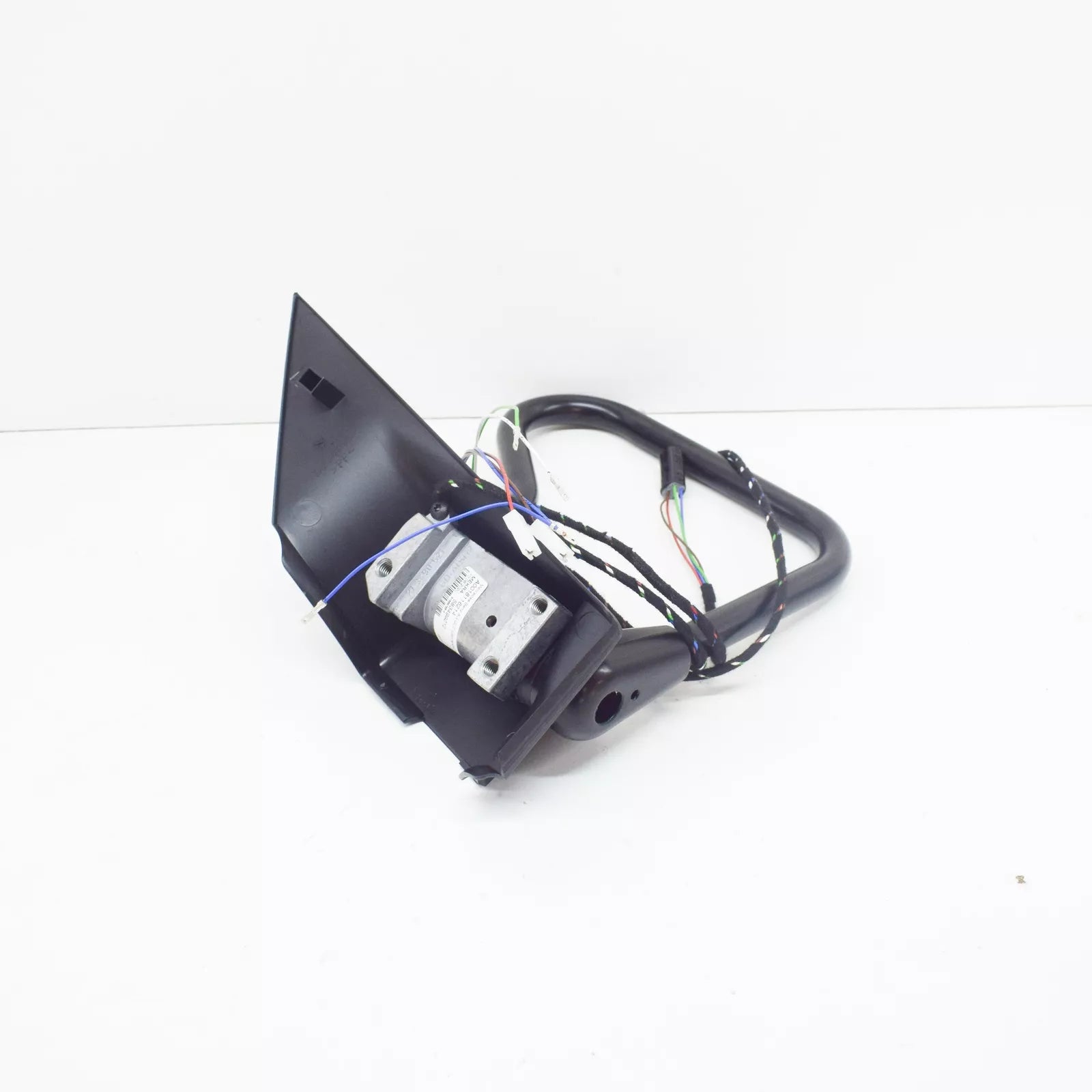 NEW MB SPRINTER W903 FRONT RIGHT DOOR MIRROR BRACKET LHD A0018116214