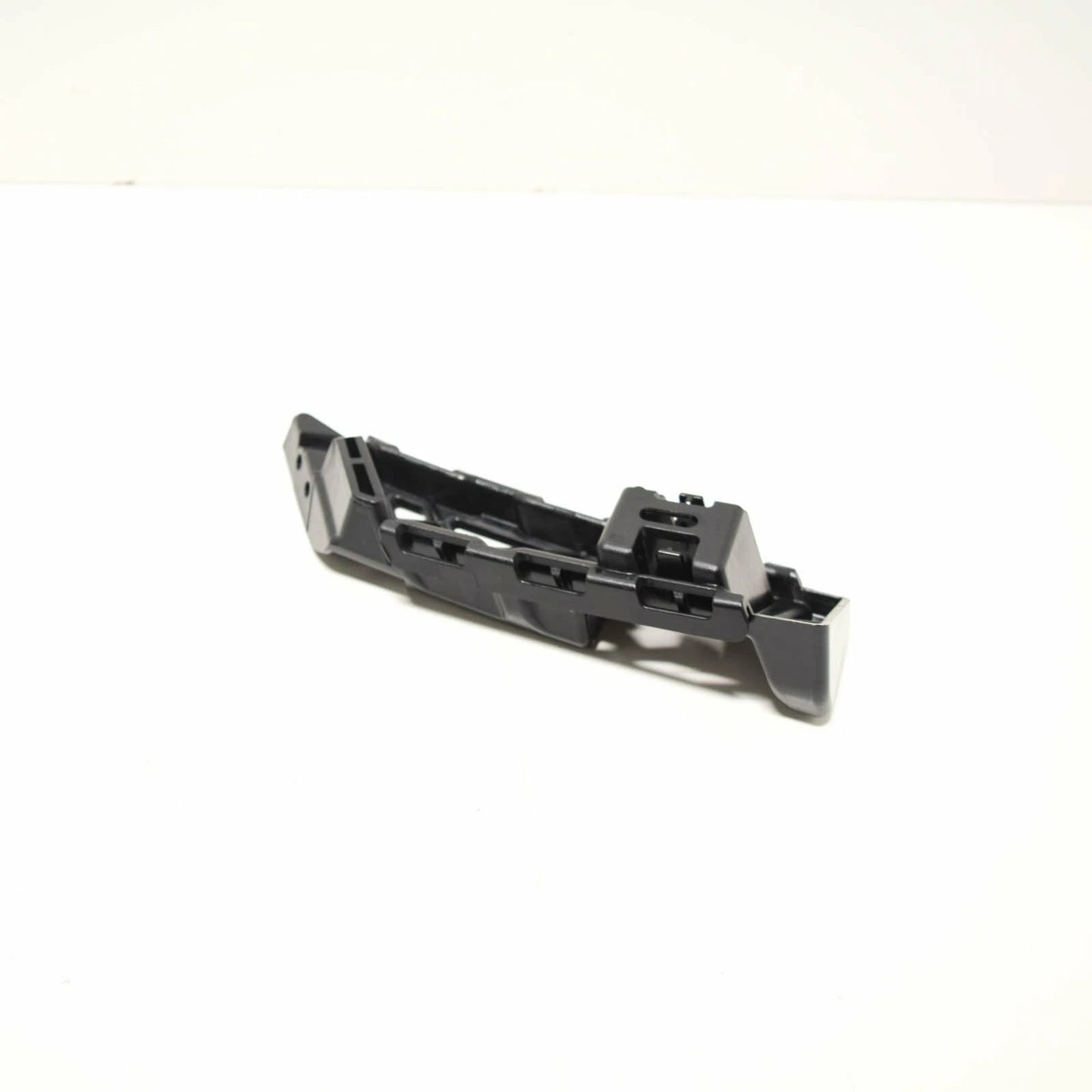 NEW MERCEDES-BENZ S W222 REAR LEFT BUMPER BRACKET A2228851521 ORIGINAL