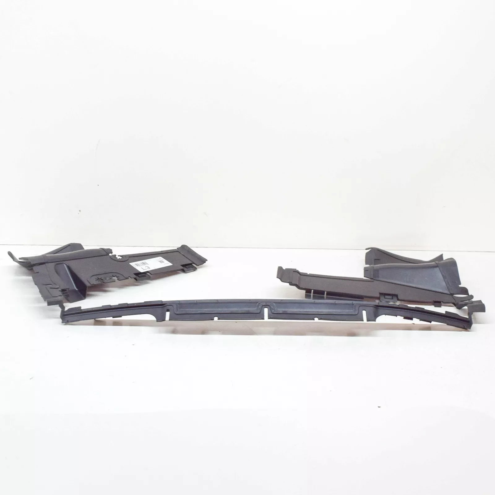 NEW MERCEDES-BENZ SLK R171 AMG RADIATOR COVER TOP AIR DUCT A1725050430 ORIGINAL