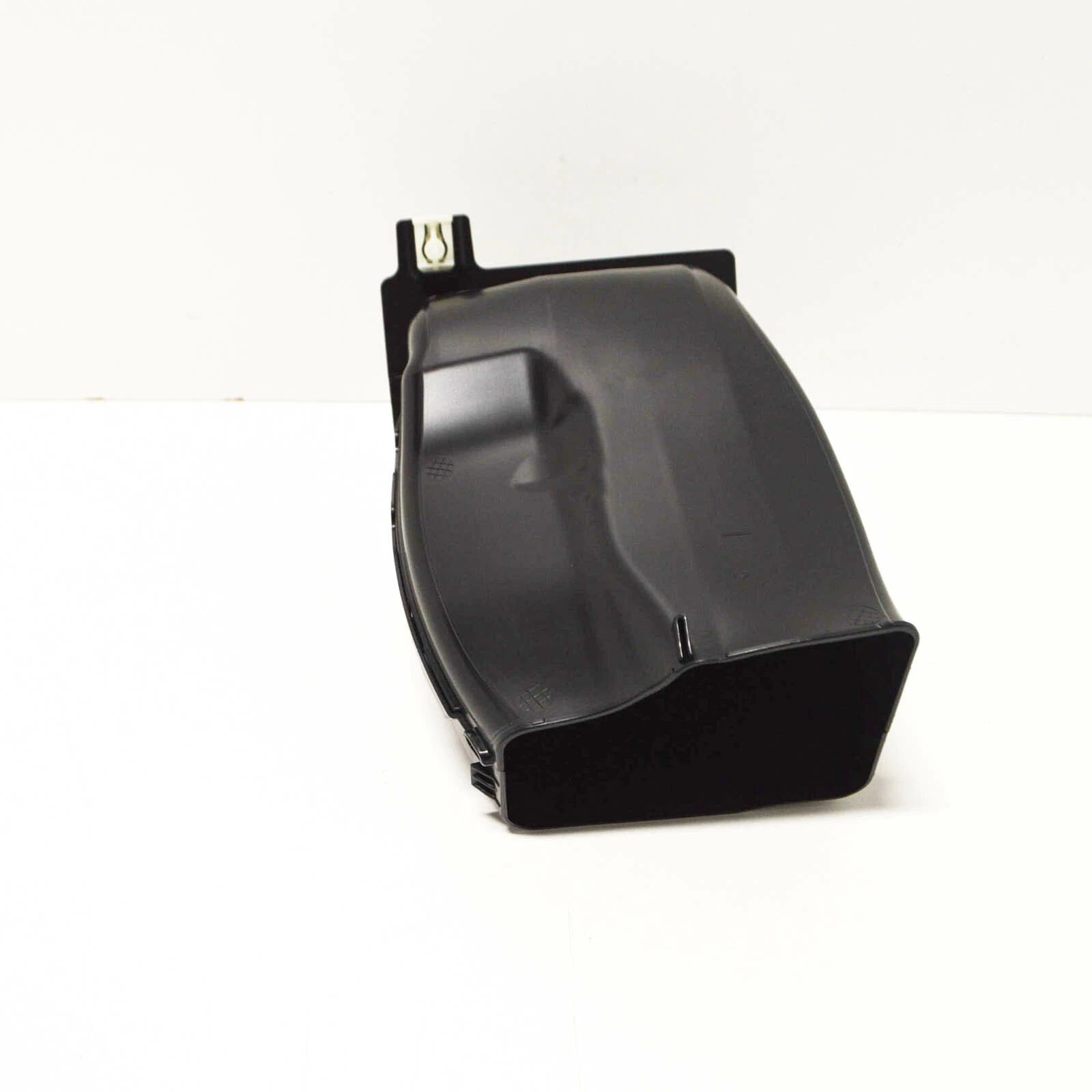 NEW BMW X5 G05 LEFT BRAKE AIR DUCT 51747421699 ORIGINAL