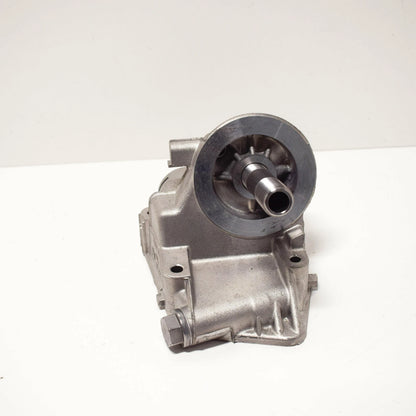 NEW AUDI A4 B7 OIL FILTER BRACKET 06A115405BS