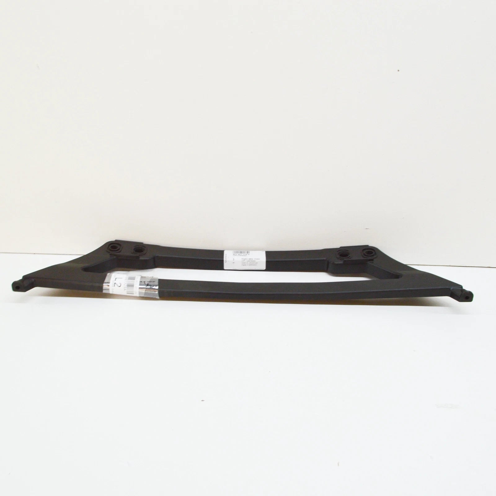 NEW AUDI A3 8P REAR BUMPER LEFT BRACKET 8P3807329A 2008 ORIGINAL