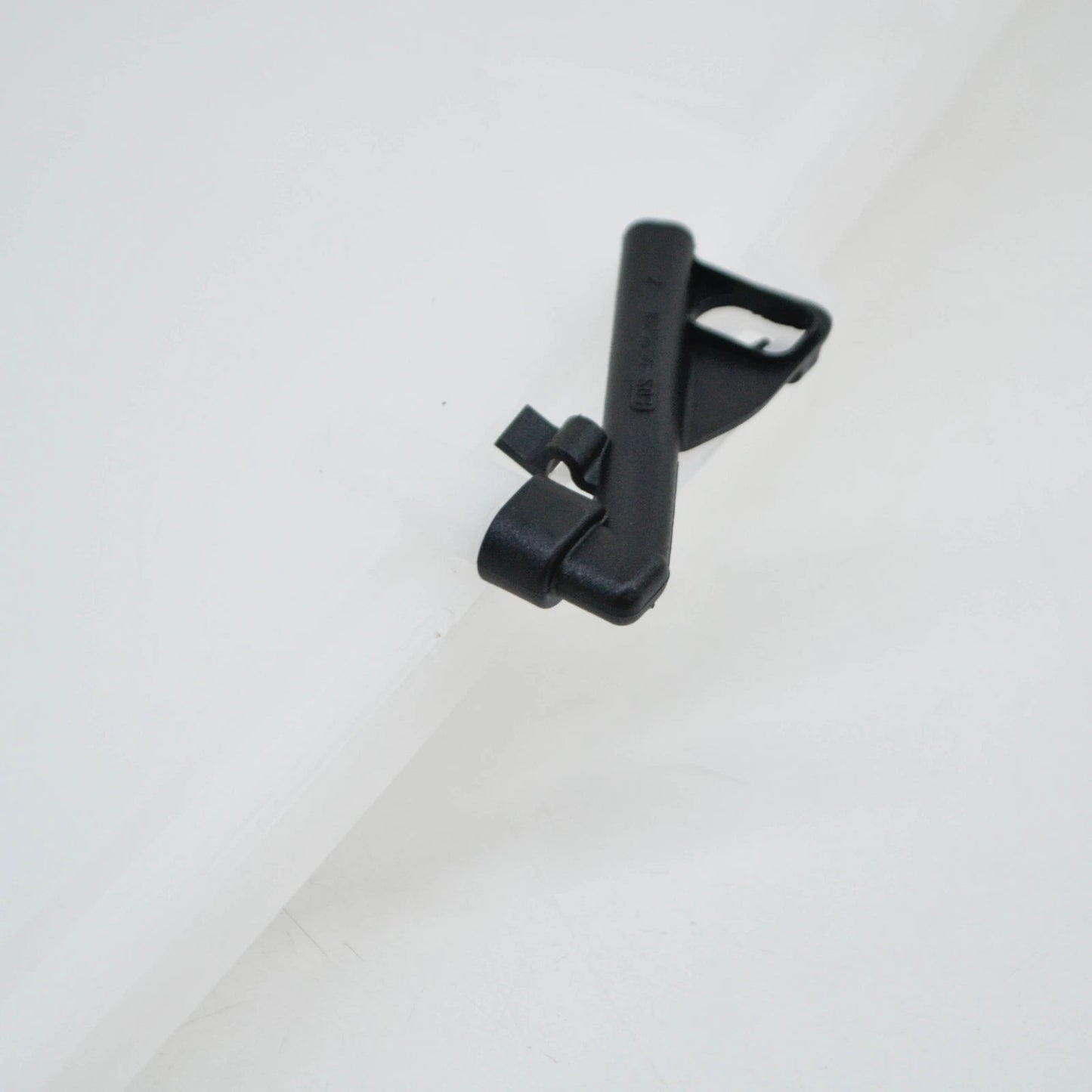 NEW BMW 3 TOURING E91 WINDOW WASHER TANK 61677238667 7238667 ORIGINAL