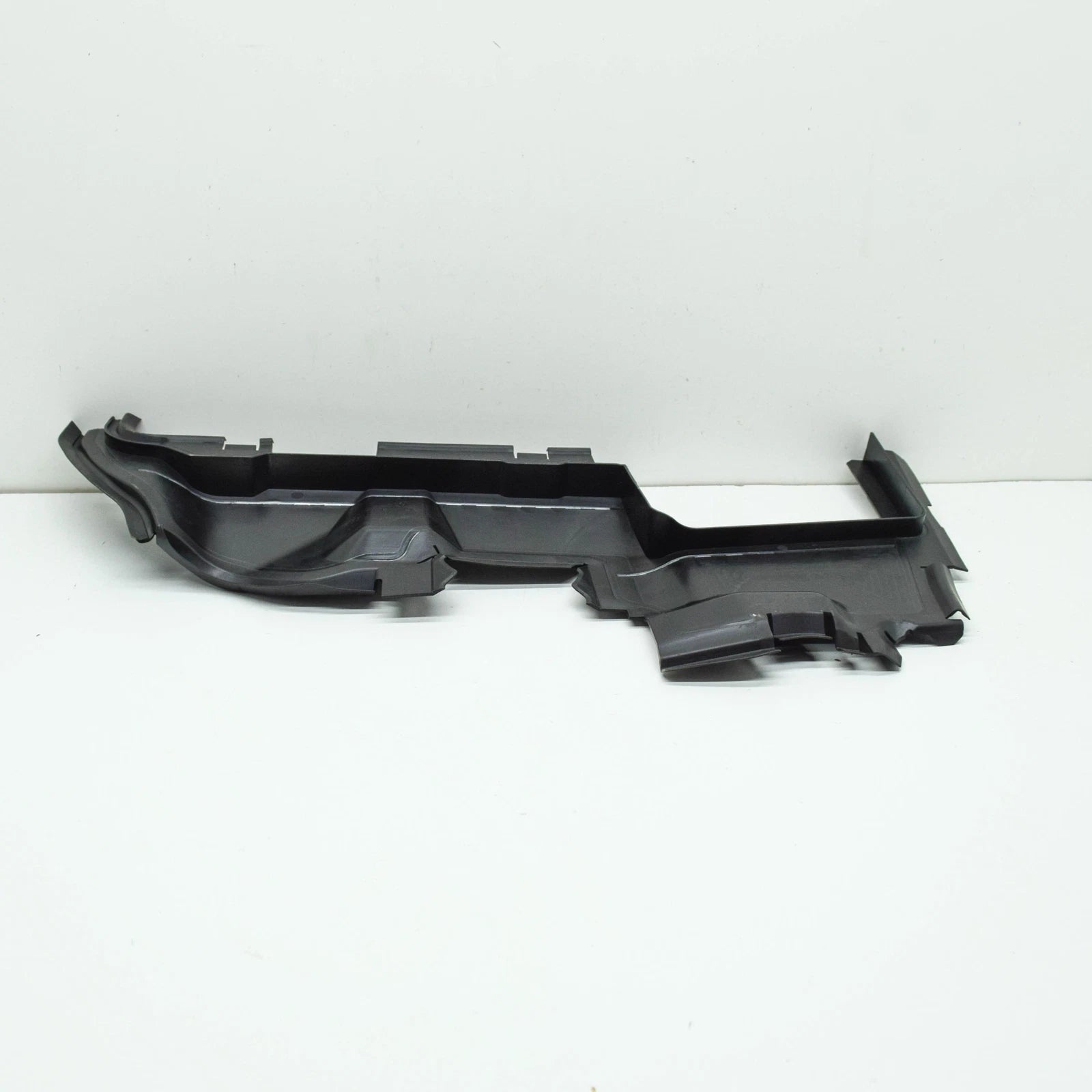 NEW AUDI A7 SPORTBACK 4G RIGHT RADIATOR AIR GUIDE 4G8121284Q ORIGINAL