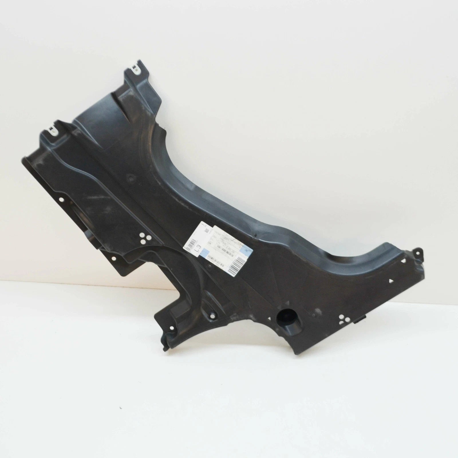 NEW BMW 7 G11 REAR RIGHT UNDERBODY TANK UNDERSHIELD 51758491262 8491262 ORIGINAL