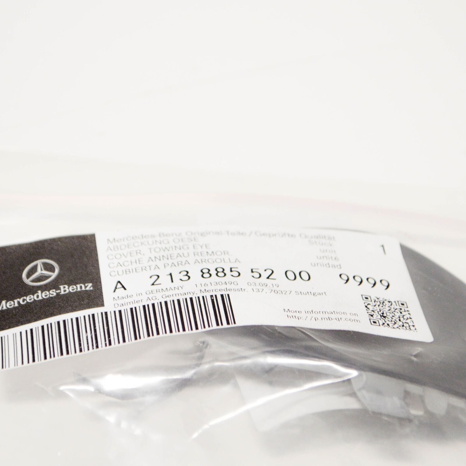 NEW MB E W213 AMG FRONT BUMPER TOW HOOK EYE CAP COVER A21388552009999 ORIGINAL