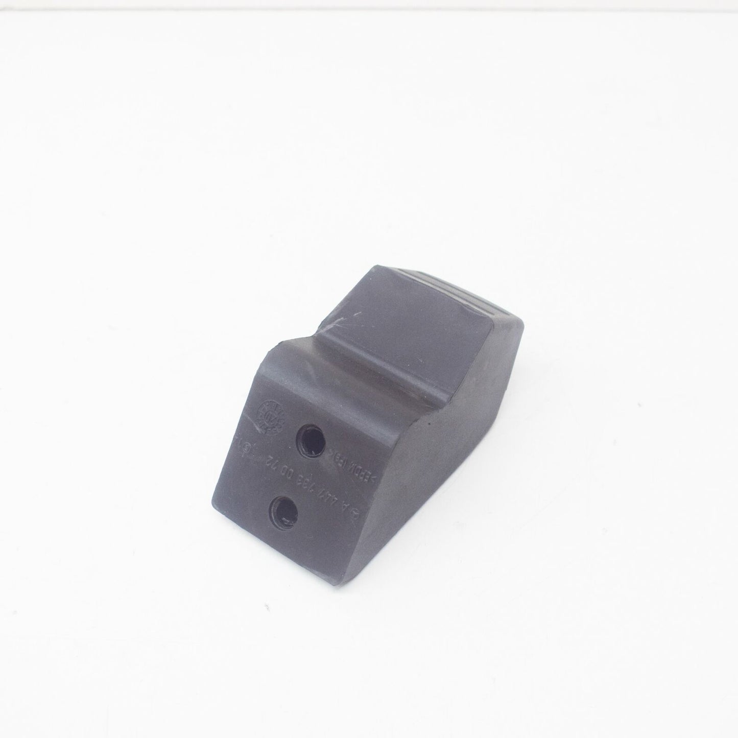 NEW MERCEDES-BENZ VITO W447 SLIDING DOOR END STOP A4477330072 ORIGINAL