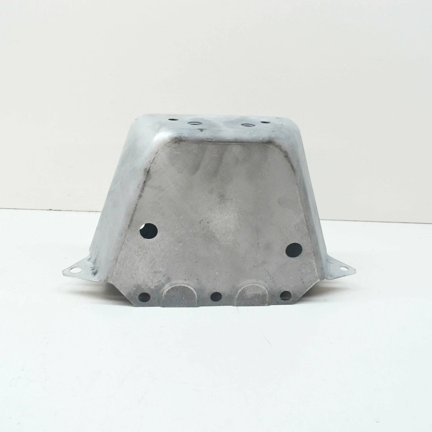 NEW BMW X5 G05 TRUNK TORQUE ROD BRACKET 51617438023 ORIGINAL