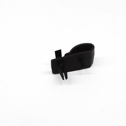 new mercedes-benz c w204 luggage compartment bracket clip a2046930014 original