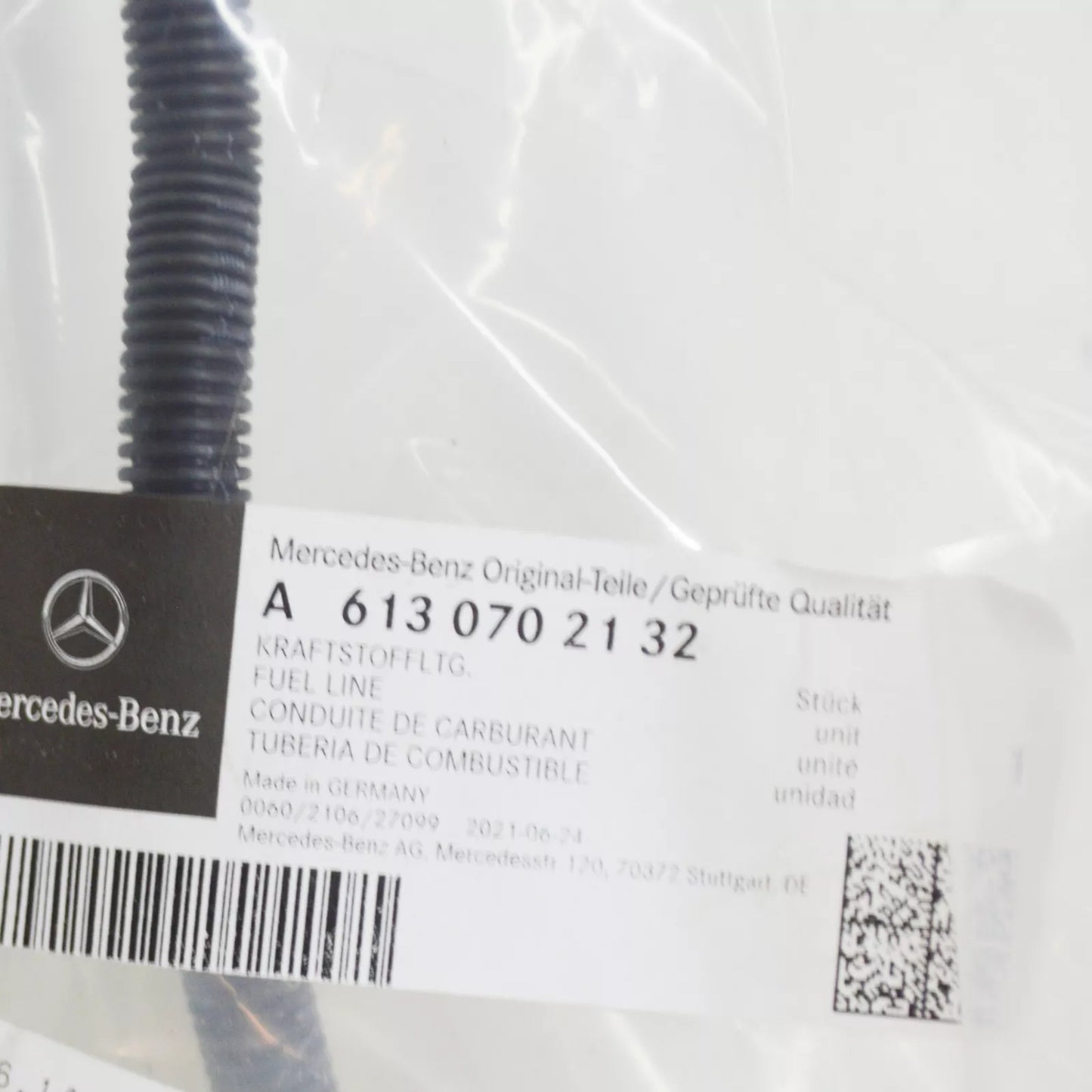 NEW MERCEDES-BENZ E W210 FUEL PIPE A6130702132