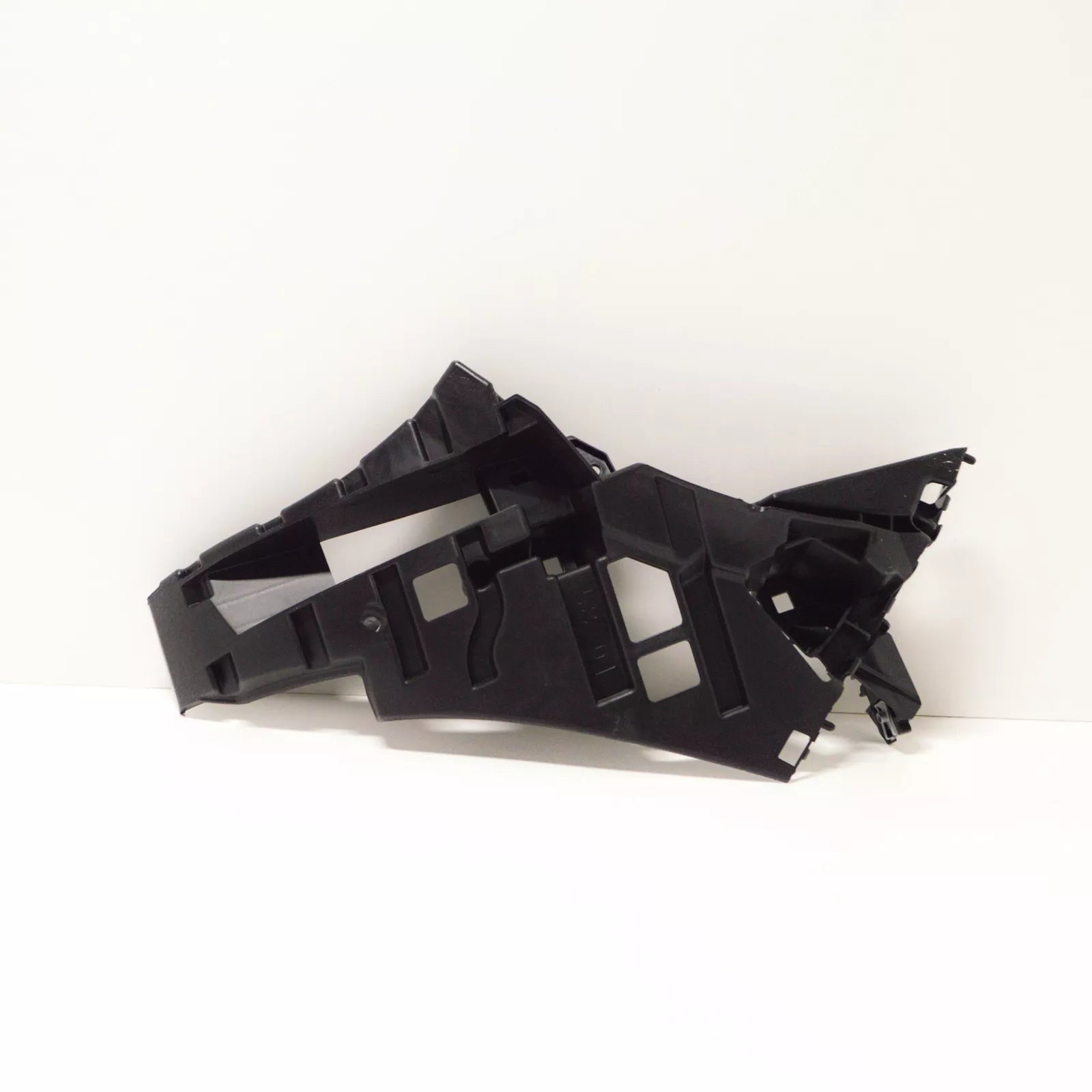 NEW MERCEDES-BENZ GL W166 FRONT RIGHT SIDE LIGHT FRAME MOUNT A1666205801